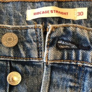 Levis rib cage jeans
